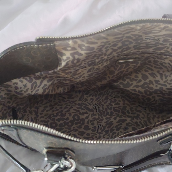 GUESS BROWN TOTE PURSE - Picture 3 of 4